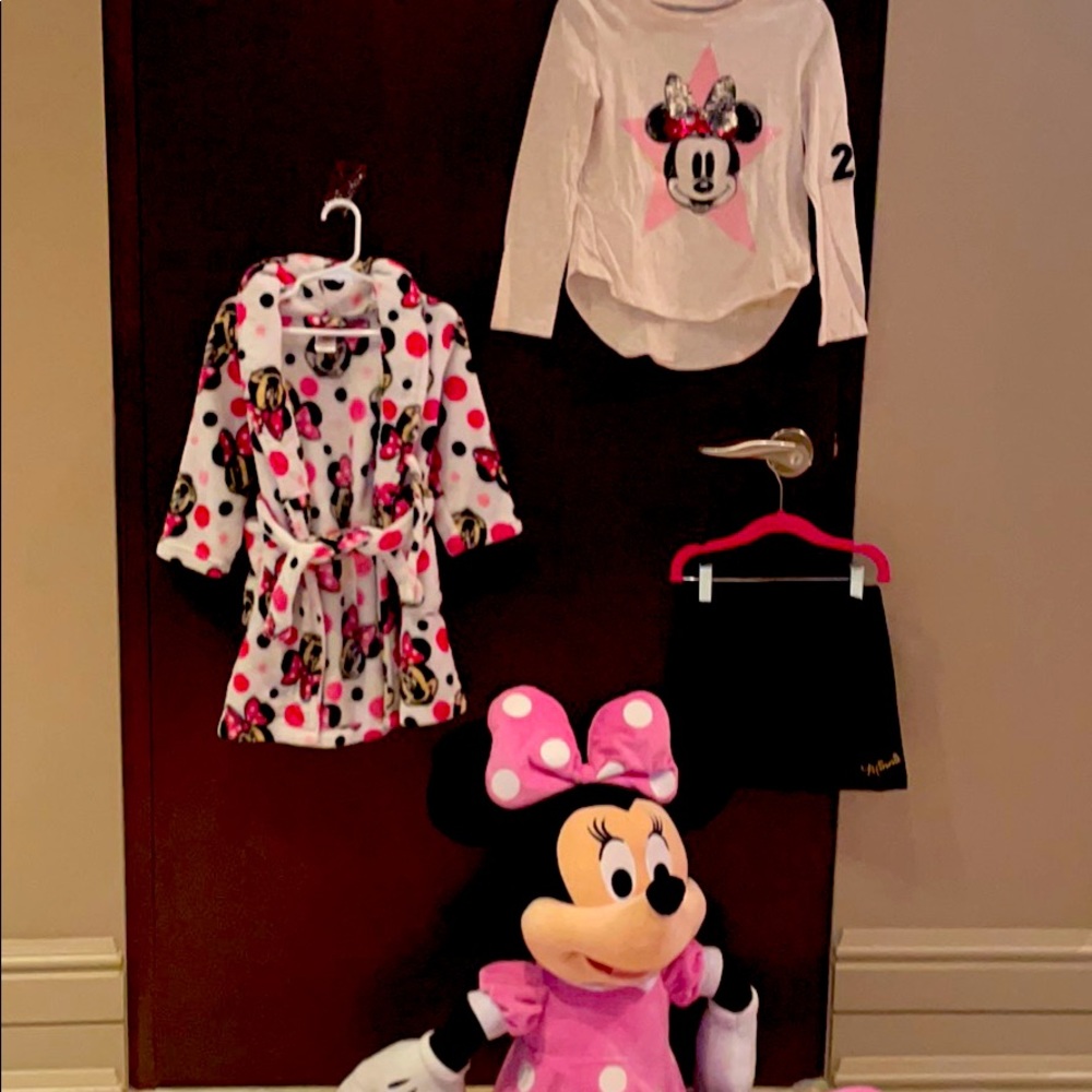Ready to Ship Minnie Mouse Set